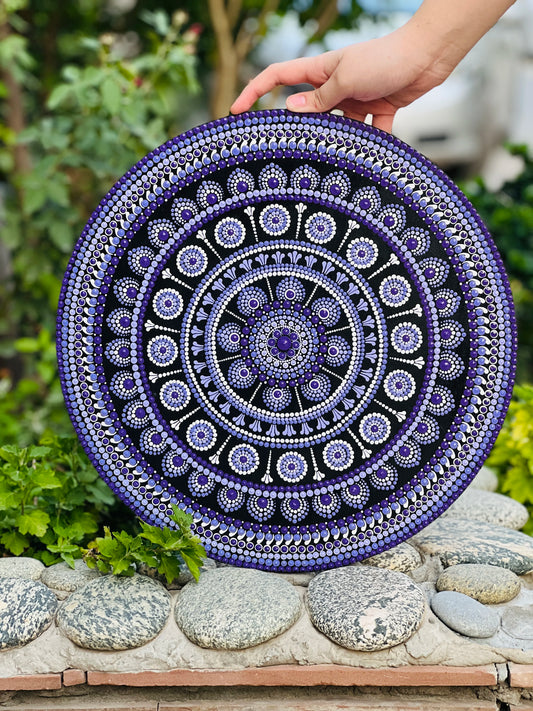 Mystic Lotus 15"