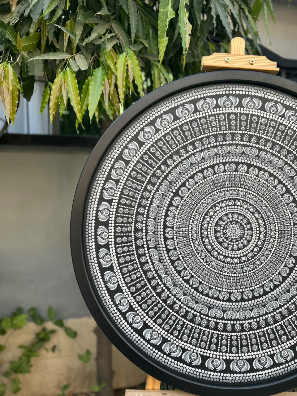 MOON LIGHT DREAM 28"-WITH FRAME